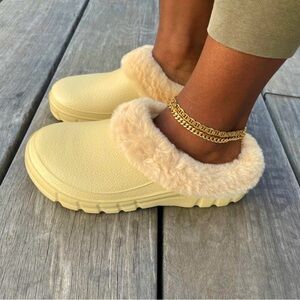 Cozy Yellow Cream Slip-On Croc Style Women's Shoes